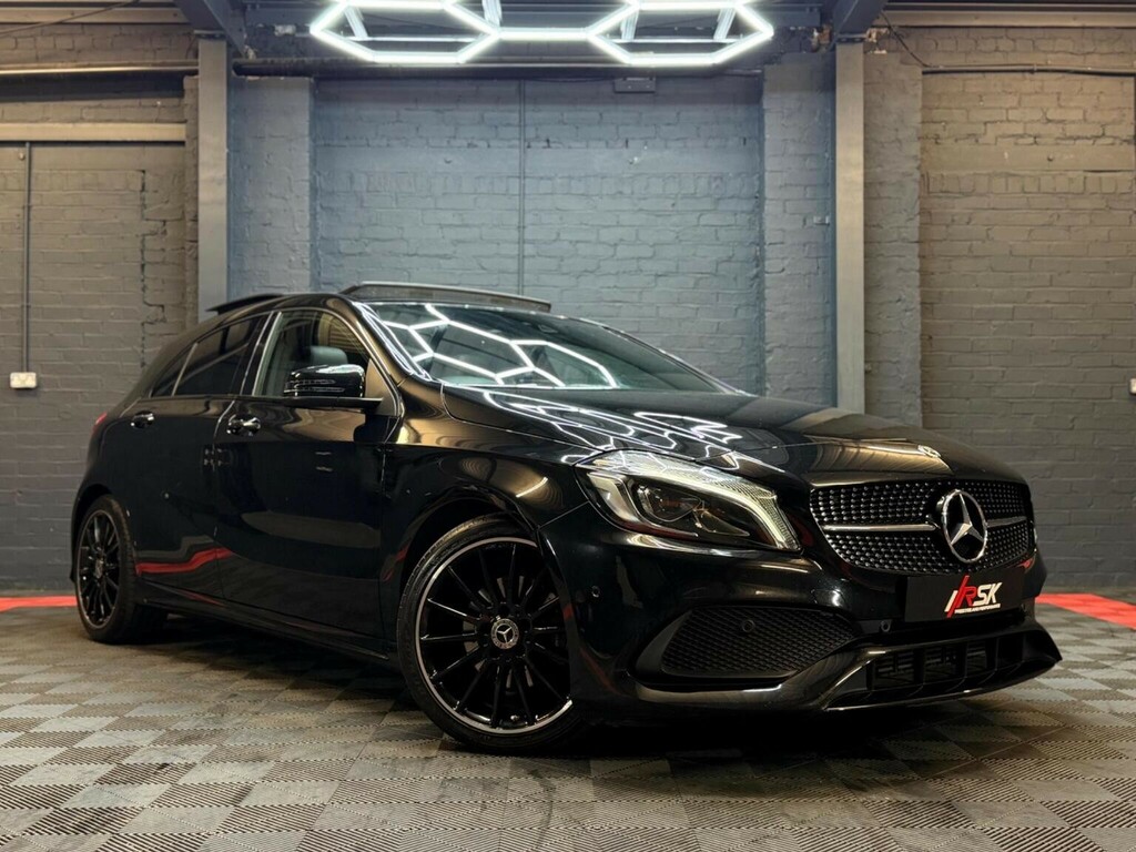 Mercedes-Benz A Class 1.6 A180 Amg Line Premium Plus 7G-dct Euro 6 S Black #2