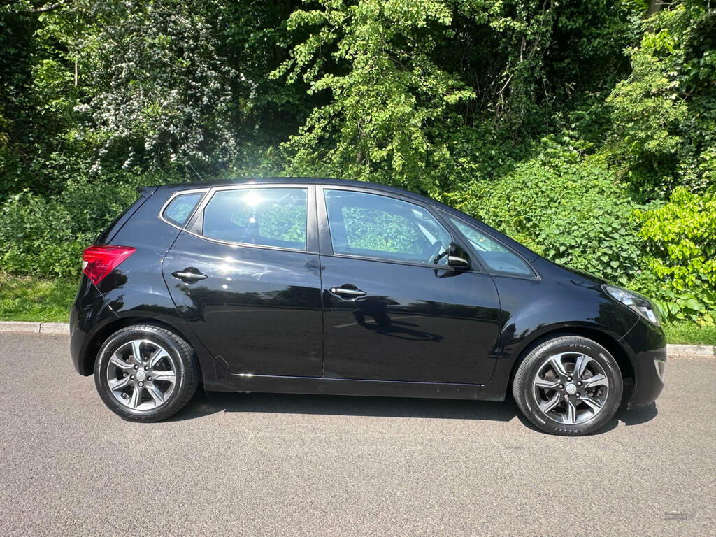 Hyundai Ix20 1.4 Blue Drive Se EA17EZU Black #2