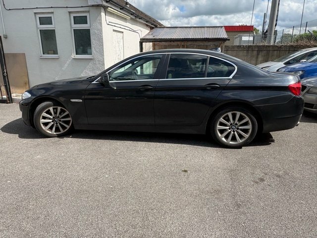 BMW 5 Series 520D Se Saloon Black #5