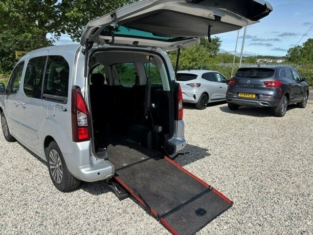 Peugeot Partner Tepee 1.6 Bluehdi 100 Active Etg Silver #2