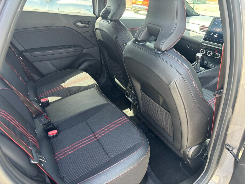 Renault Captur 1.6 E-tech Hybrid 145 R.s. Line Black #11