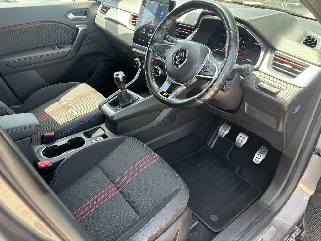 Renault Captur 1.3 Mild Hybrid 140 R.s. Line Grey #4