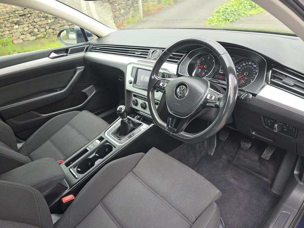 Volkswagen Passat Grey #12
