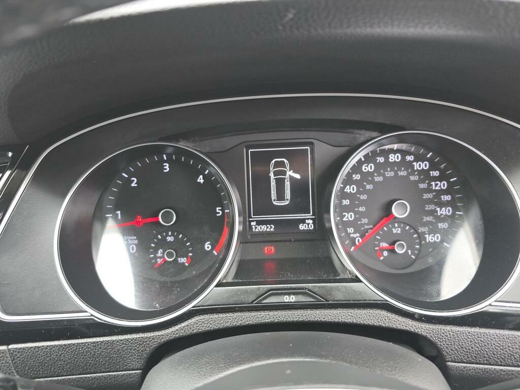 Volkswagen Passat Grey #25