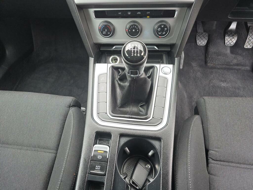 Volkswagen Passat Grey #13