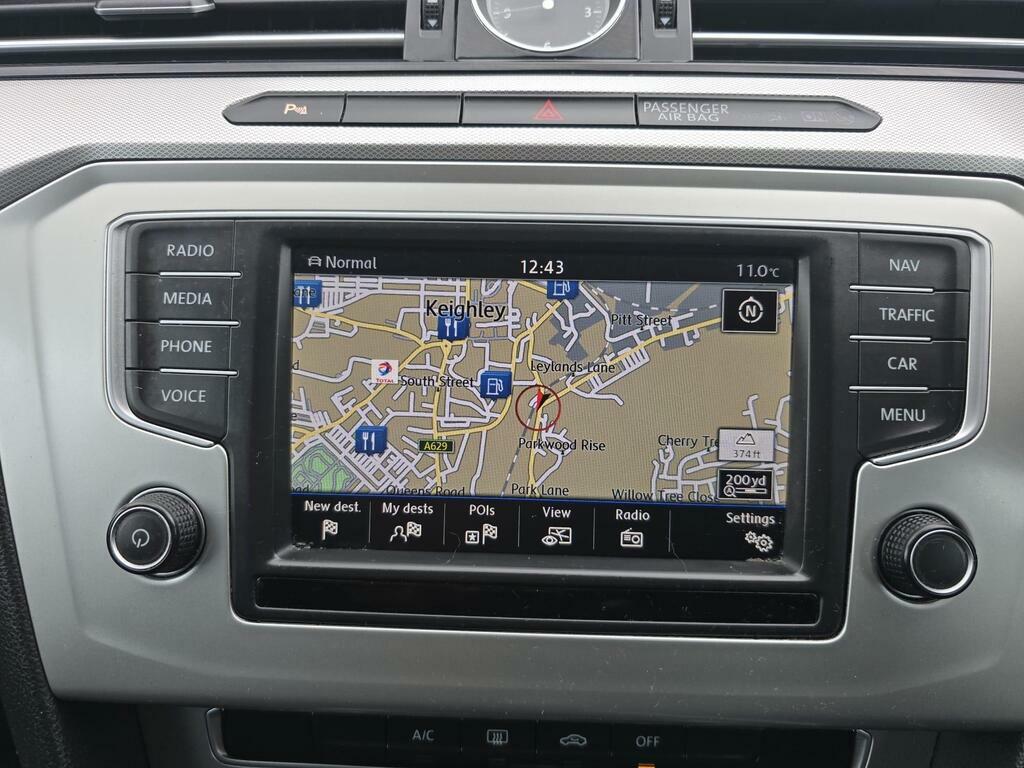 Volkswagen Passat Grey #24