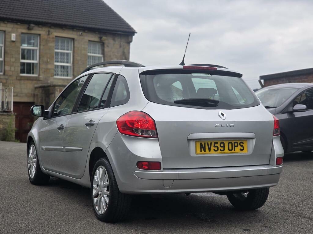 Renault Clio 1.2 Dynamique Sport Tourer Silver #4
