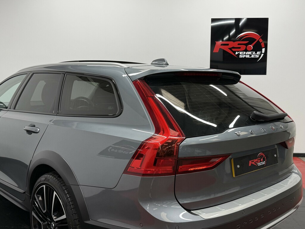 Volvo V90 Cross Country 2.0 V90 Cross Country T6 Awd 4Wd Black #44