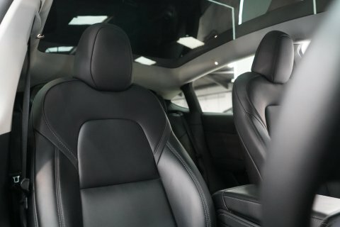 Tesla Model Y Performance Awd Midnight  #2