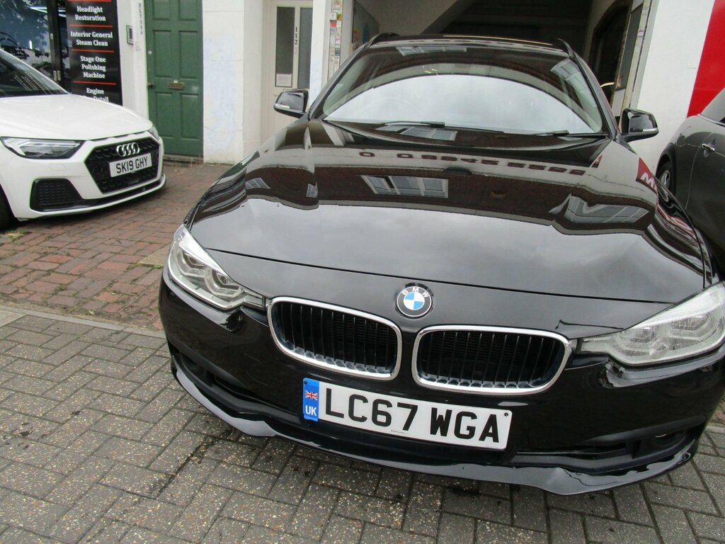 BMW 3 Series 1.5 318I Se Touring Euro 6 Ss Black
