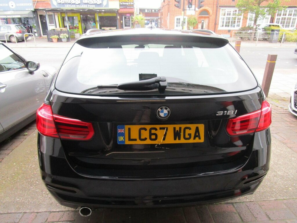 BMW 3 Series 1.5 318I Se Touring Euro 6 Ss Black #4