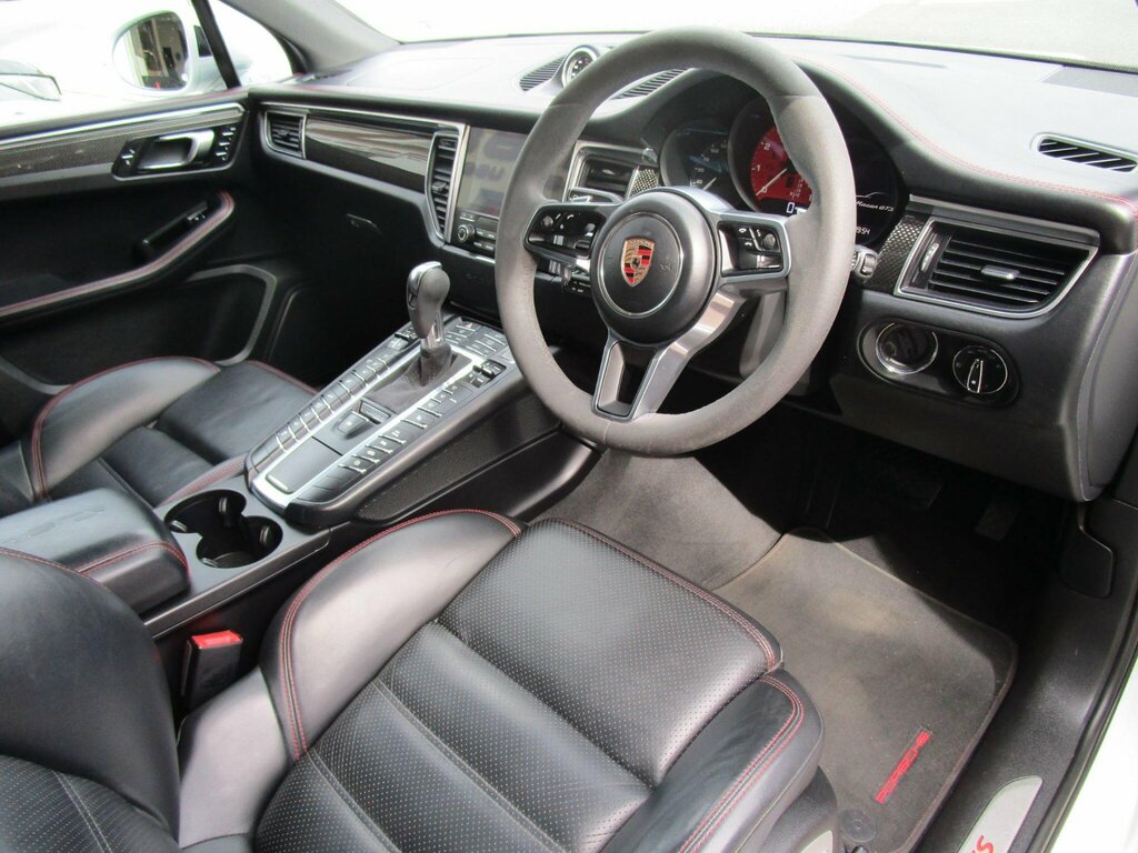 Porsche Macan 3.0T V6 Gts Pdk 4Wd Euro 6 Ss VA66ECJ White #6
