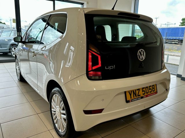 Volkswagen Up 1.0 Move Up Tech Edition Hatchback Man YNZ5058 White #6