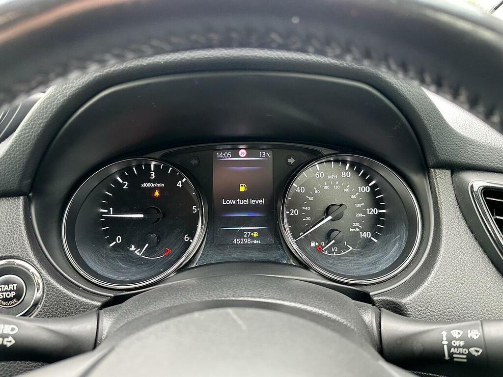 Nissan X-Trail 1.6 Dig-t Acenta Smart Vision Pack Black #22