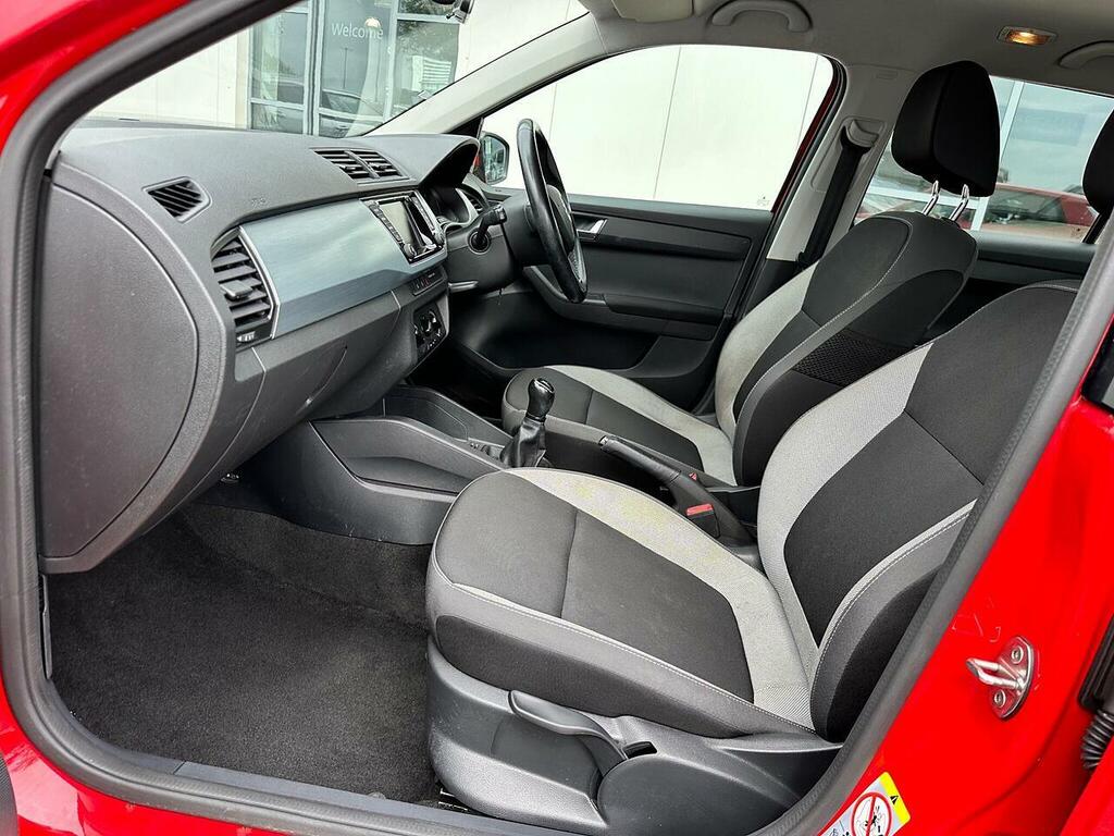 Skoda Fabia 1.0 Mpi 75Ps Se Ss 5-Dr Hatchback White #11