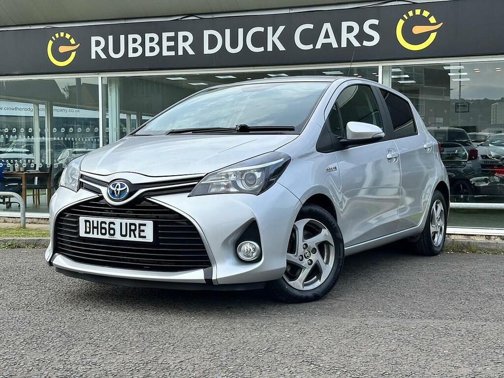 Toyota Yaris 1.5 Vvt-h Icon E-cvt Euro 6 Silver #3