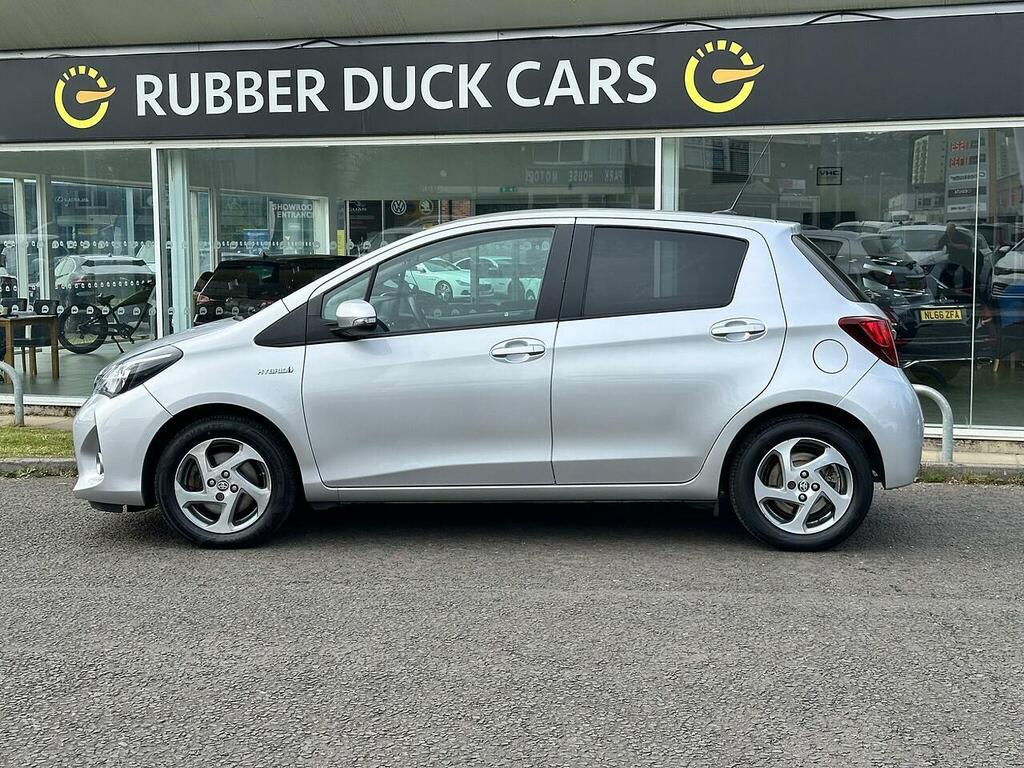 Toyota Yaris 1.5 Vvt-h Icon E-cvt Euro 6 Silver #5