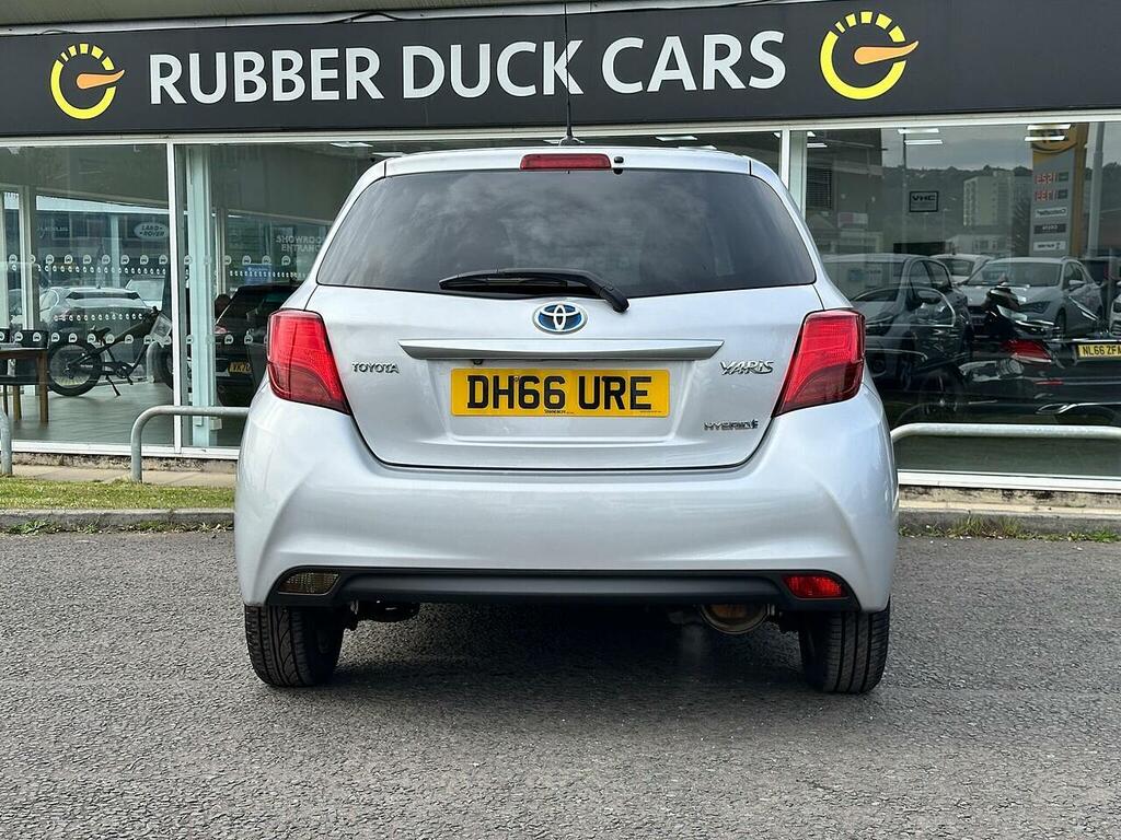 Toyota Yaris 1.5 Vvt-h Icon E-cvt Euro 6 Silver #6