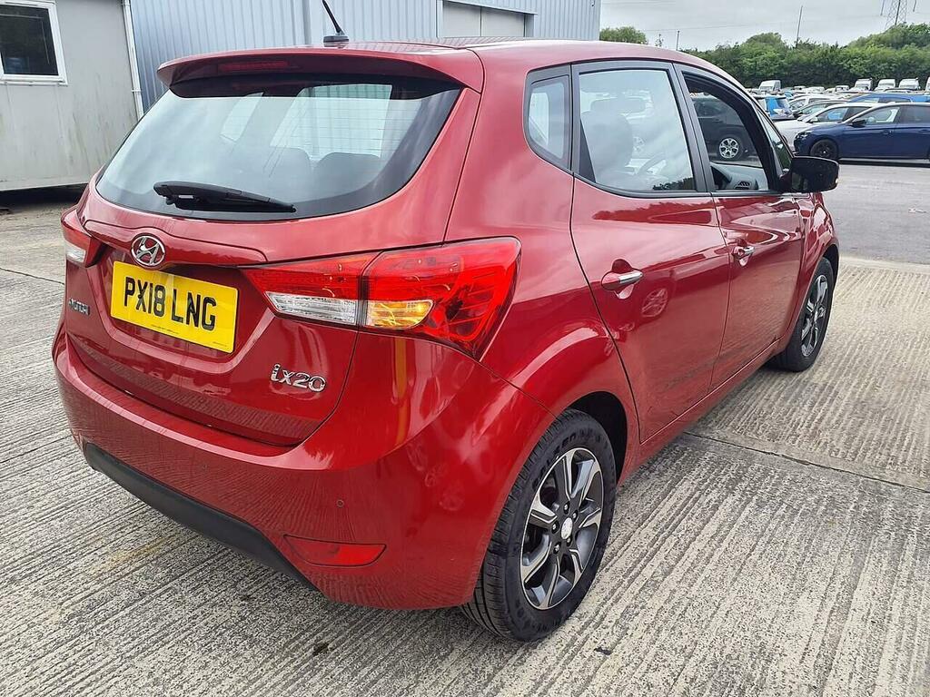 Hyundai Ix20 1.4 Blue Drive Se Hatchback Euro Red #5