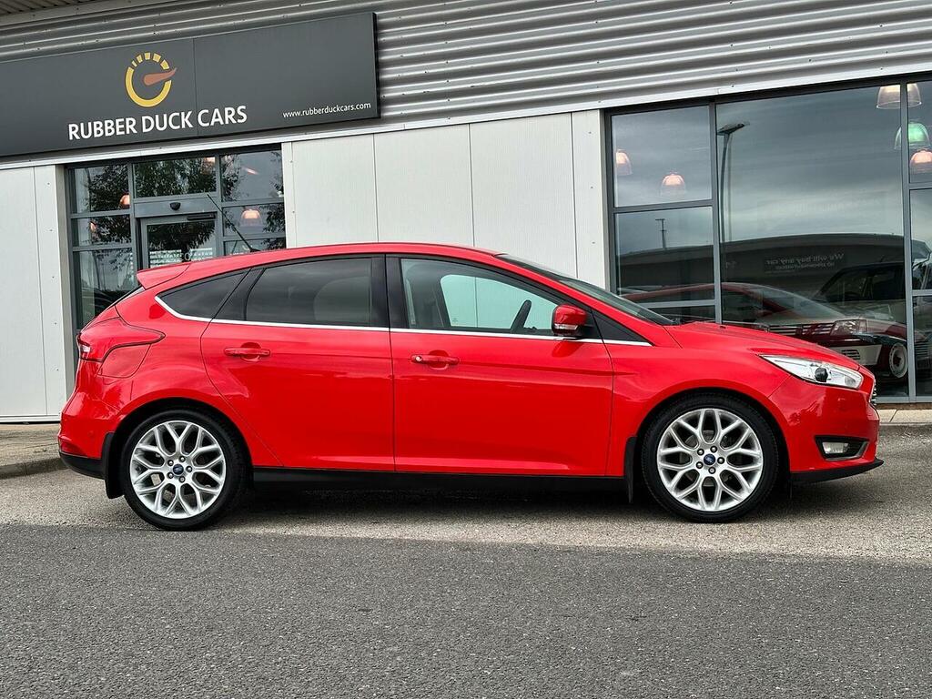 Ford Focus 1.0T Ecoboost Titanium X Euro 6 Ss Red #4