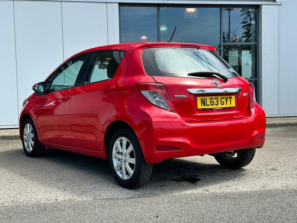 Toyota Yaris 1.0 Vvt-i Tr Euro 5 Red #6
