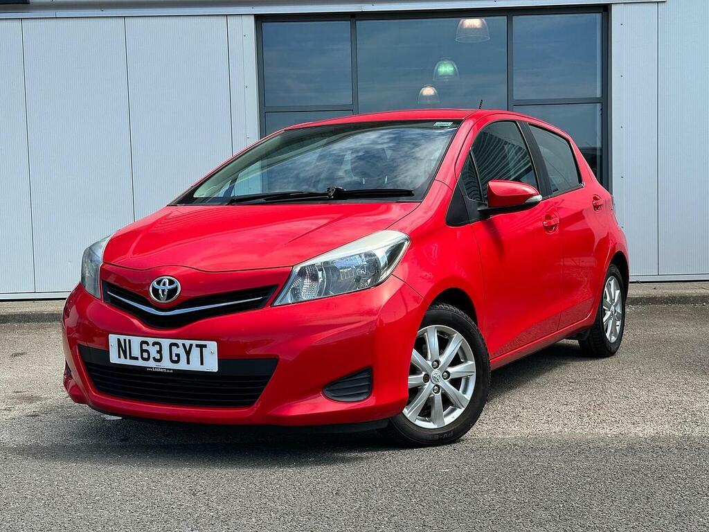 Toyota Yaris 1.0 Vvt-i Tr Euro 5 Red #3