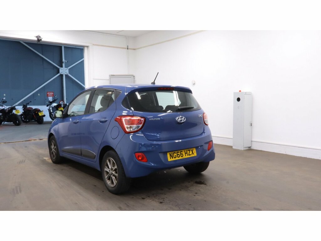 Hyundai I10 1.0 Premium Hatchback Euro 5 66 Blue #3