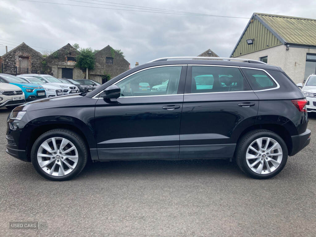 Skoda Karoq 1.6 Tdi Se L SL68AUO Black #5