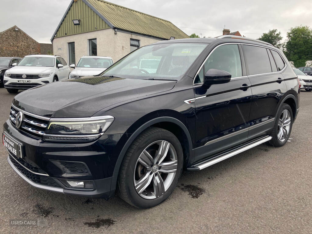 Volkswagen Tiguan Allspace 2.0 Tdi 4Motion Sel Black #4