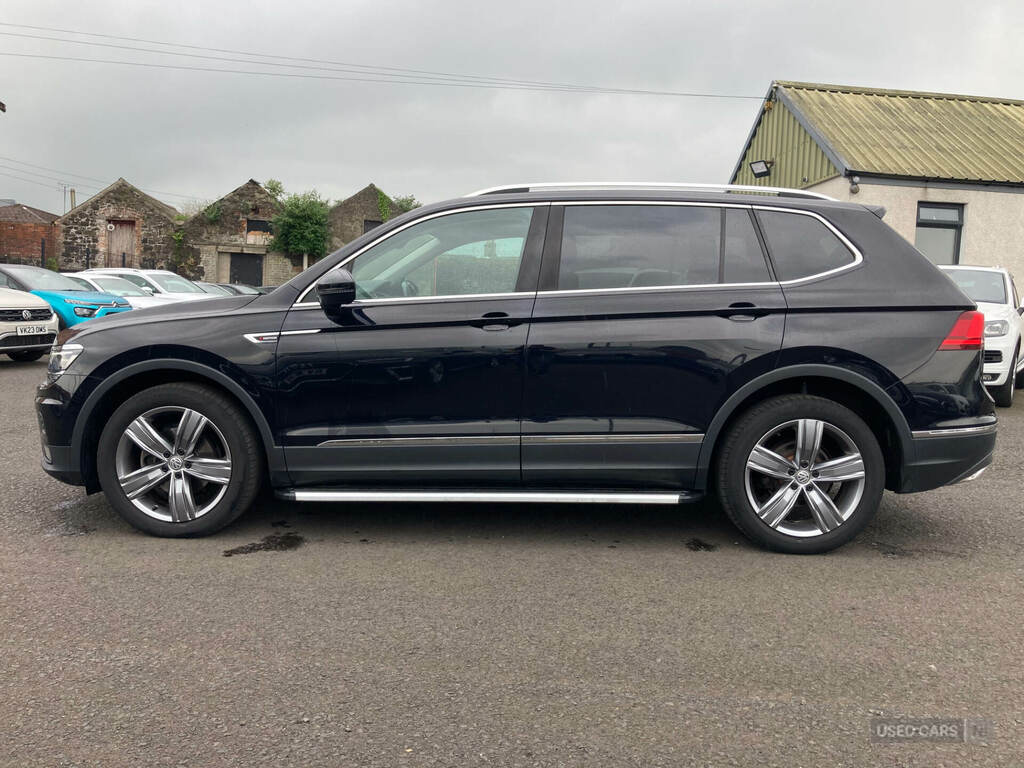 Volkswagen Tiguan Allspace 2.0 Tdi 4Motion Sel Black #5