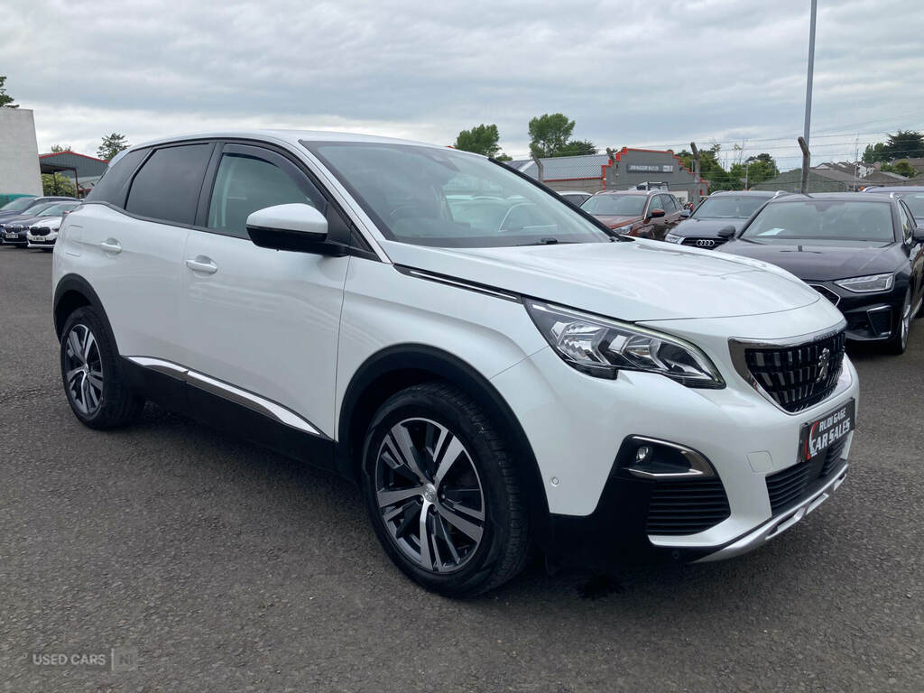 Peugeot 3008 1.6 Bluehdi 120 Allure Eat6 White