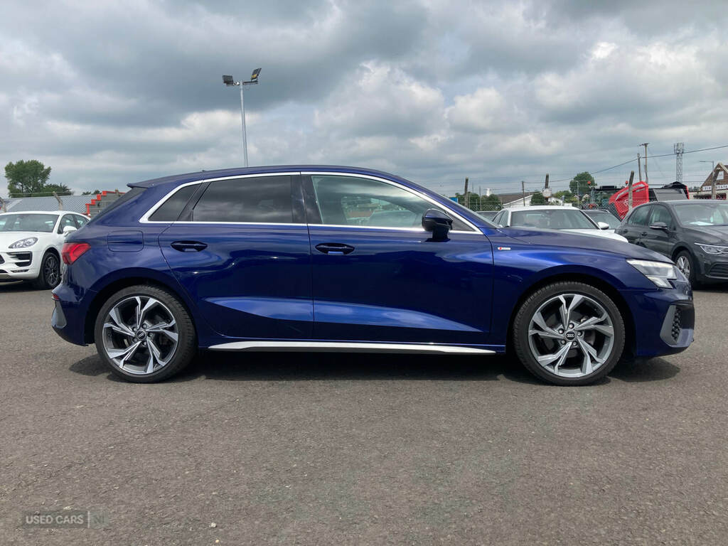 Audi A3 35 Tfsi S Line S Tronic Blue #2