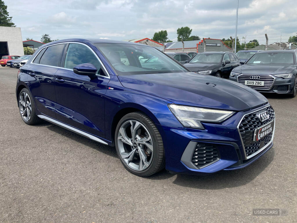 Audi A3 35 Tfsi S Line S Tronic Blue