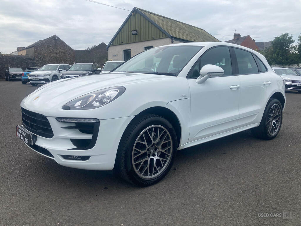 Porsche Macan S Pdk White #4