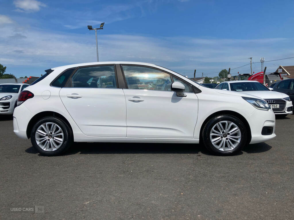 Citroen C4 1.6 Bluehdi Feel White #2