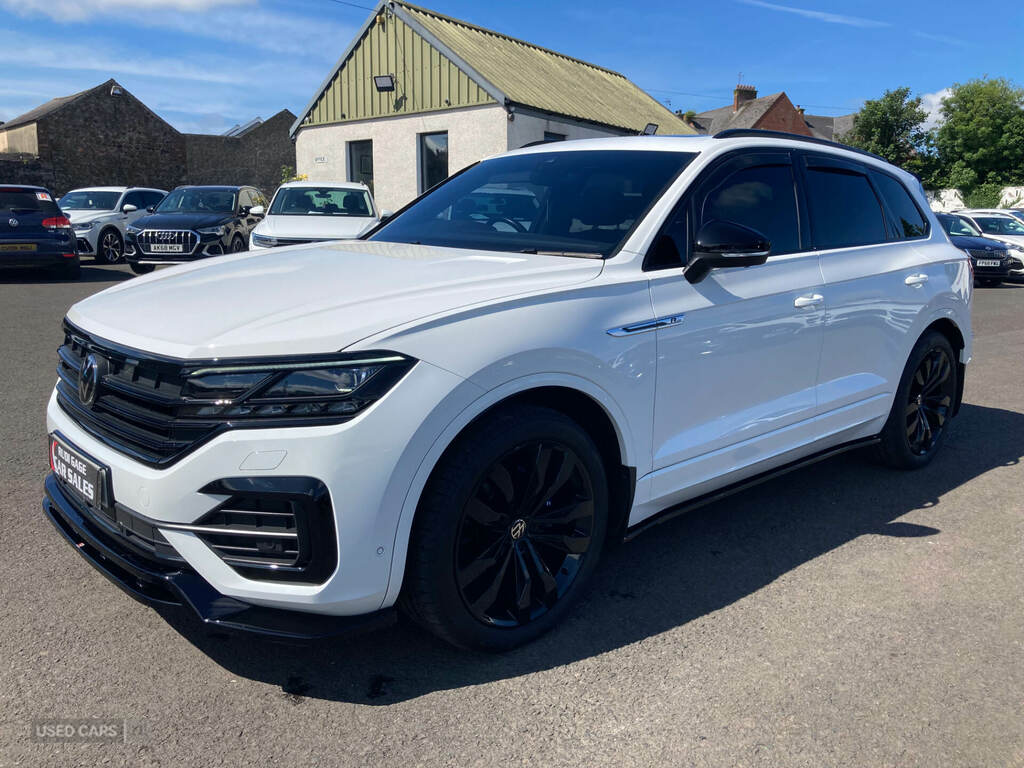 Volkswagen Touareg 3.0 V6 Tdi 4Motion Black Edition Tip White #3