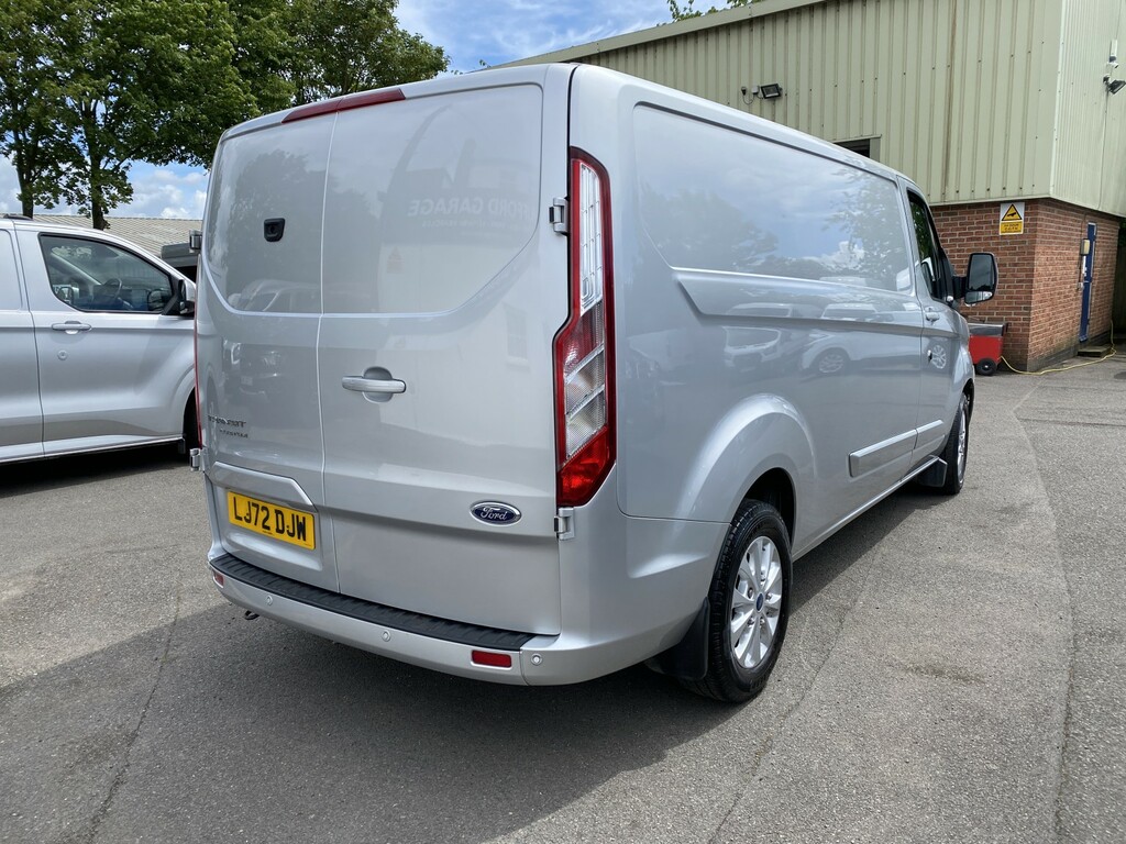 Ford Transit Custom Panel Van 2.0 Transit Custom Limited Van 300 L2 2. LJ72DJW Silver #3