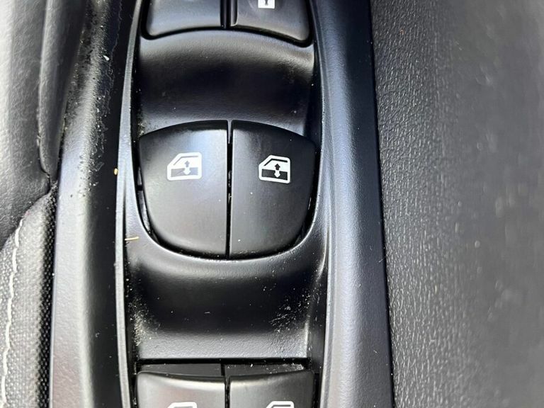 Nissan Qashqai Acenta Premium Blue #15
