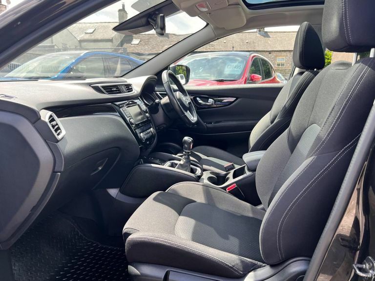 Nissan Qashqai Acenta Premium Blue #31