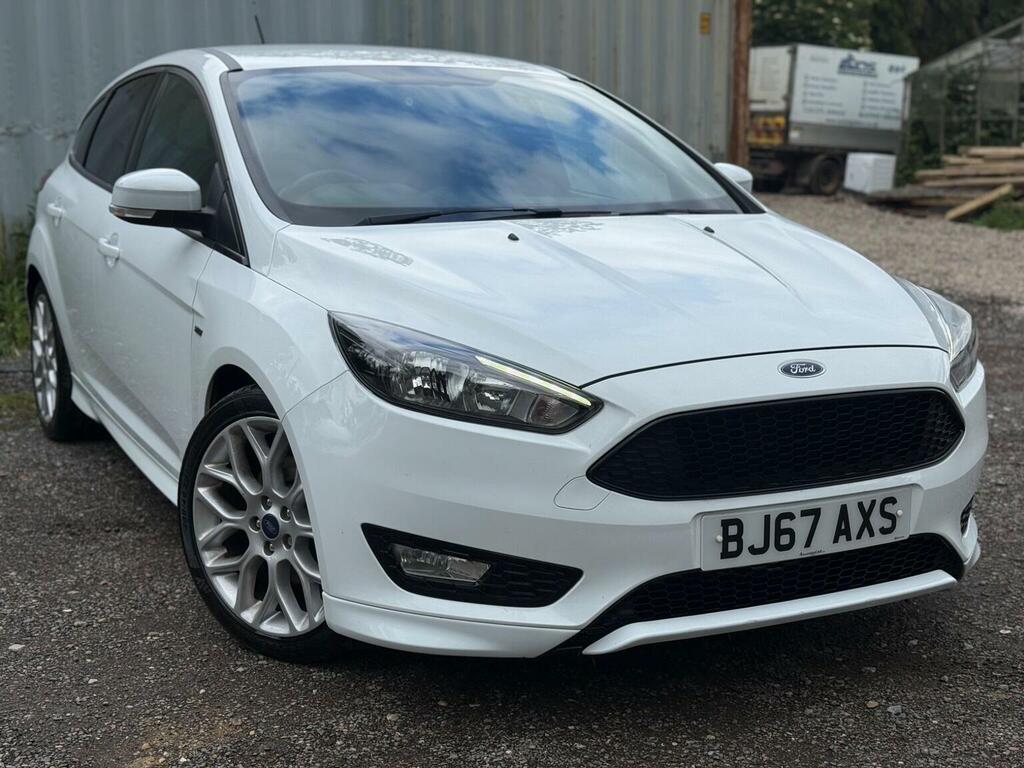 Ford Focus Hatchback 1.5T Ecoboost St-line Euro 6 Ss White #2