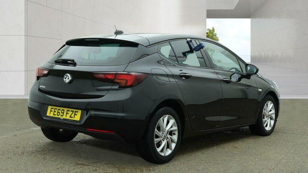 Vauxhall Astra Hatchback 1.6 Cdti Blueinjection Tech Line Nav Eur FE69FZF Black #4