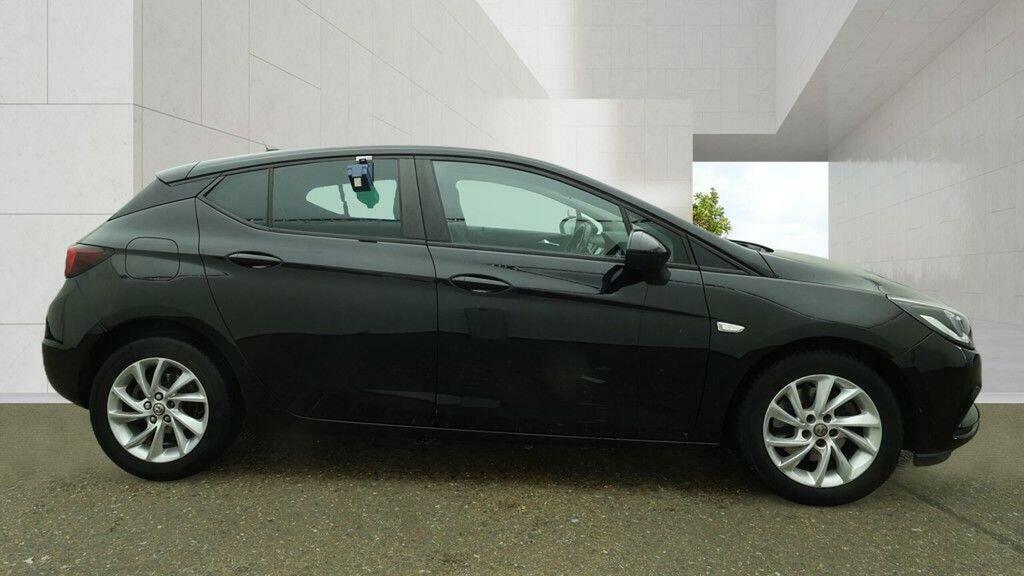 Vauxhall Astra Hatchback 1.6 Cdti Blueinjection Tech Line Nav Eur FE69FZF Black #5