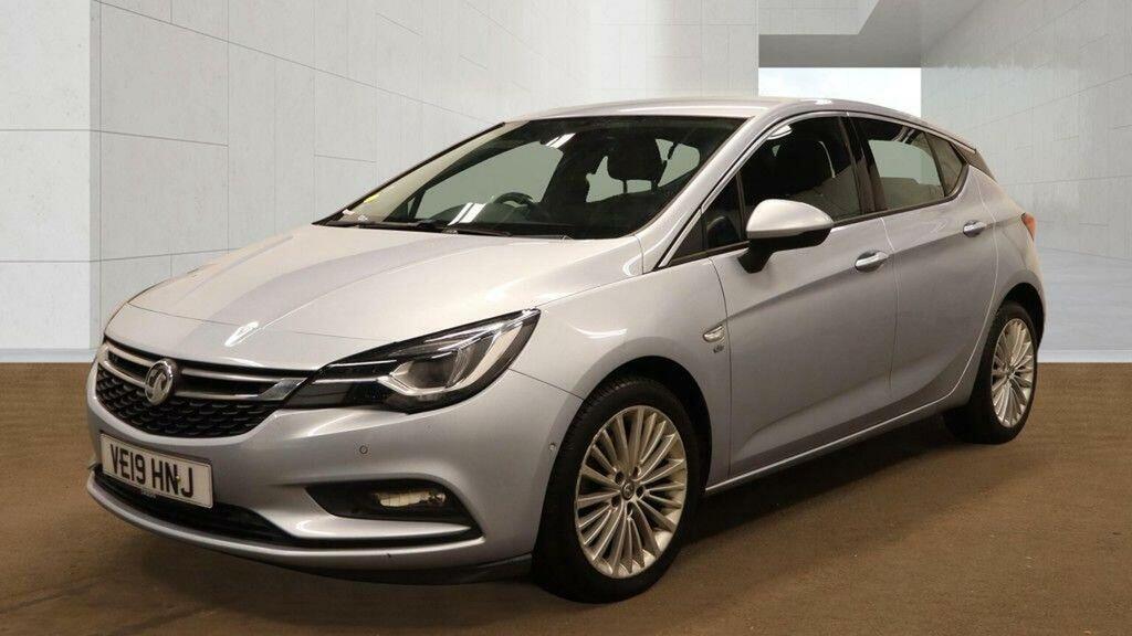 Vauxhall Astra 1.6 Cdti Blueinjection Elite Nav Euro 6 Ss VE19HNJ Silver #2