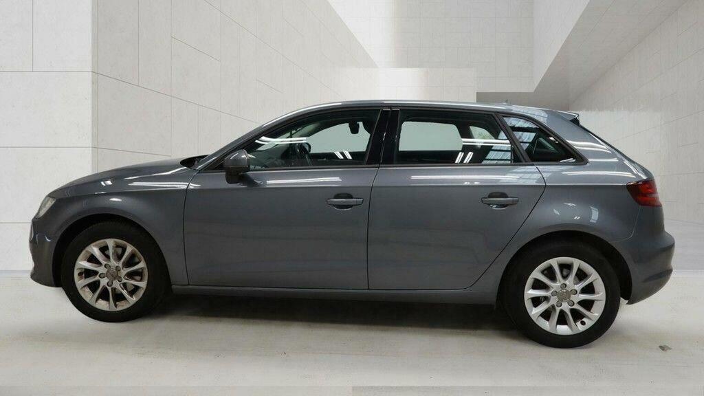 Audi A3 Hatchback 1.4 Tfsi Cod Se Sportback S Tronic Euro YG14TZS Grey #6