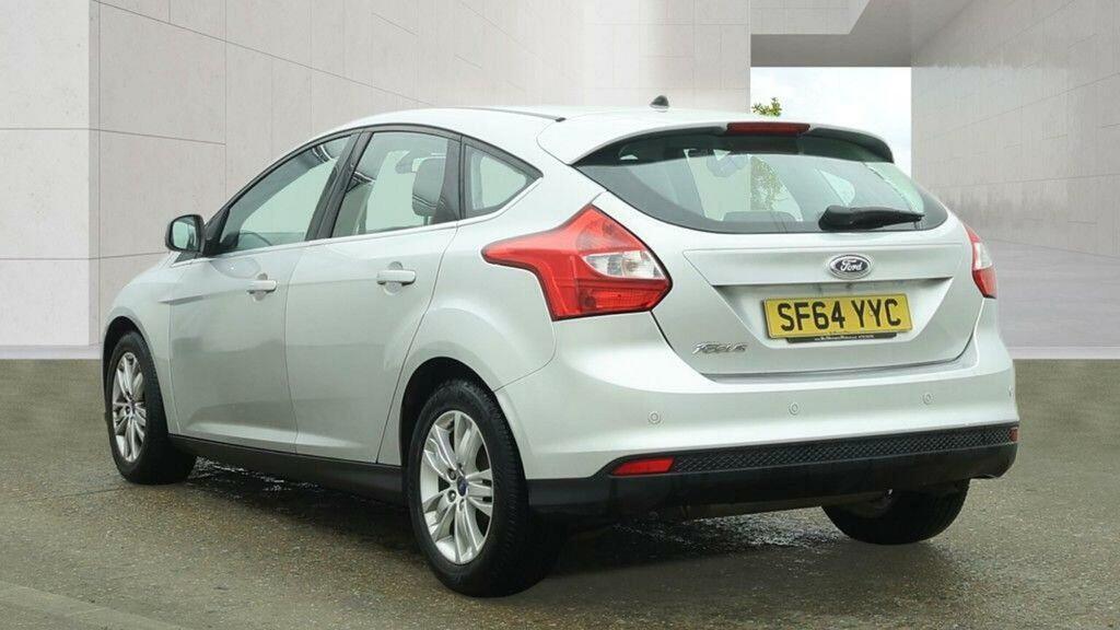 Ford Focus 1.6 Titanium Navigator Powershift Euro 5 Silver #3