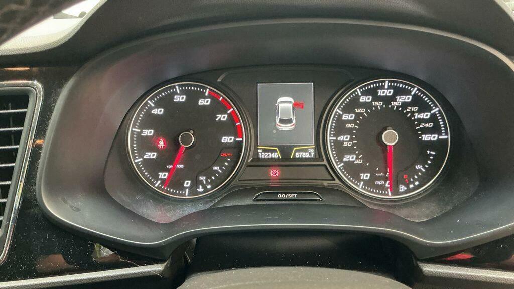Seat Leon  Silver #12