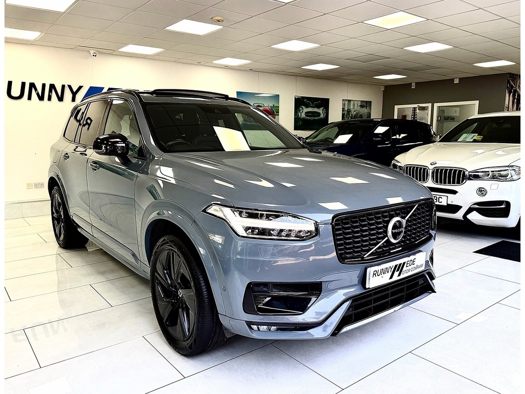 Volvo XC90 B5 Mhev R-design Grey