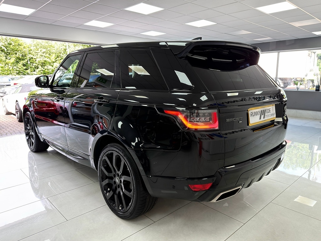 Land Rover Range Rover Sport Sd V6 Hse BU69UWX Black #5