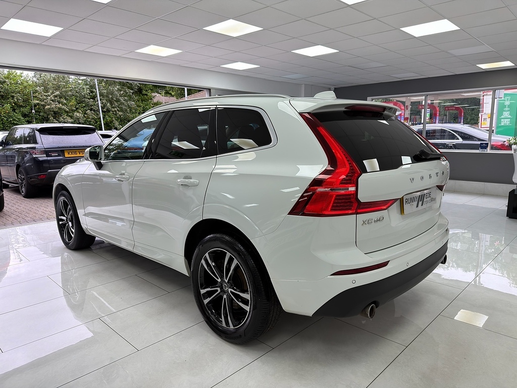 Volvo XC60 T4 Edition NA69UJU White #5