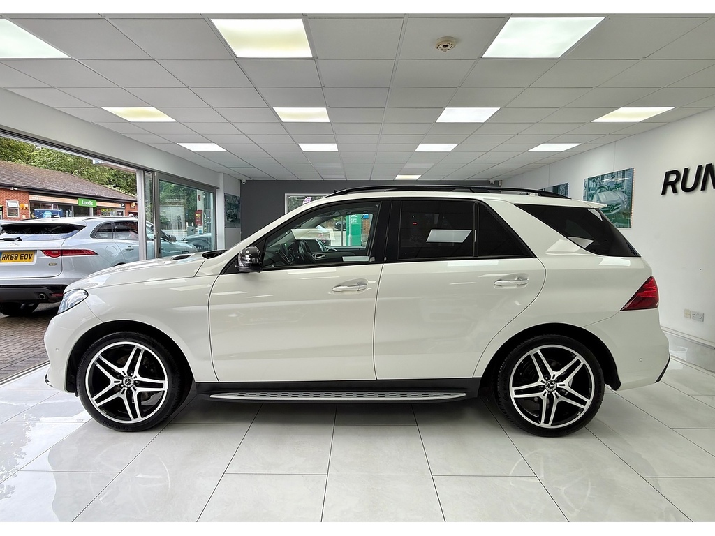 Mercedes-Benz GLE Class Gle250d Amg Line FL67YYP White #4
